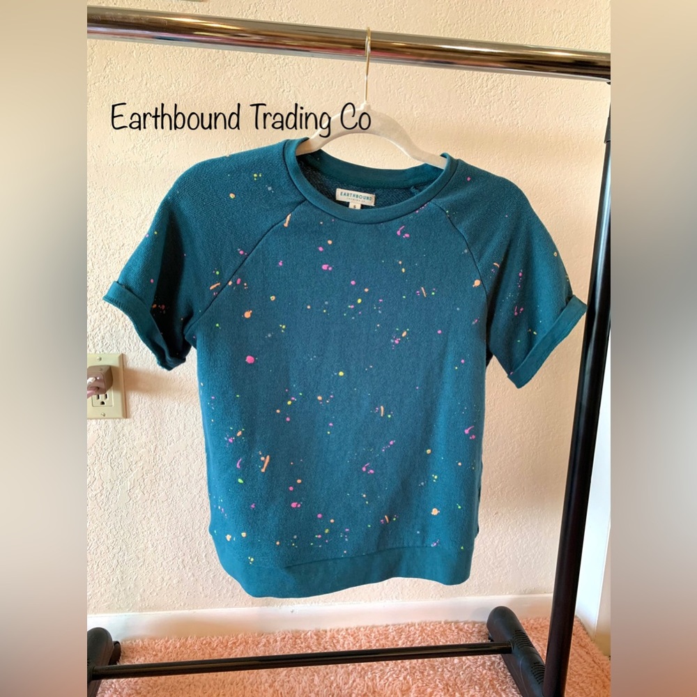 14 women’s tops